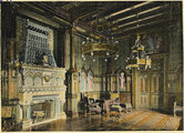 IV. Károly 1916-os koronázása idején a mára teljesen megsemmisült, ám a Hauszmann-terv részeként rekonstruálandó Szent István teremben őrizték a Szent Koronát