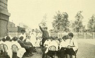 Iskola a szabadban Chicagóban, 1911. (kép forrása: Flickr)