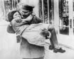 Sztálin egész családjából egyedül lányát, Szvetlánát szerette rajongva