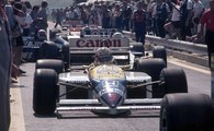 Boxutca, a Williams-Honda csapat versenyautójában Nigel Mansell, 1986.