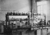 Richter Gedeon vegyészeti gyárának laboratóriuma Kőbányán (1930)