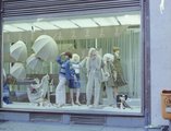 Luxus áruház a Vörösmarty téren (1981)