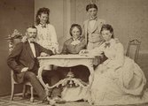Deák Lajos (a haza bölcsének első unokaöccse) és családja az 1870-es évek elején