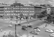 Közlekedés az Oktogonon 1951-ben