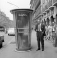 Telefonfülke-divat 1963-ból. (Fortepan/Kotnyek Antal)