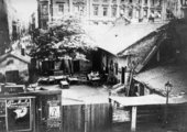 A telek helyén épült később a Gutenberg tér 2. számú ház, 1914. (Fortepan/Szabó Lóránt)