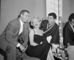 Backstage a Martin Beck színházban, főszerepben Marilyn Monroe