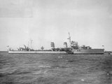 Az HMS Glorious egyik kísérő rombolója, az A osztályú HMS Ardent