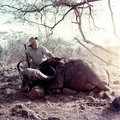 Afrikában, vadászat közben érezte azt, hogy hazatalált – vadászszenvedélyét és viszonyát az állatokkal sok kritika érte 