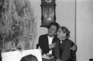 Ódry Árpád Színészotthon, Gobbi Hilda és Kende Paula színművésznők a karácsonyi ünnepségen, 1957 (Kép forrása: Fortepan/ FSZEK Budapest Gyűjtemény / Sándor György)