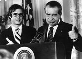 Nixon stábjához intézett búcsúbeszéde közben az elnökségről való lemondása napján, 1974. augusztus 9.