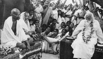 Rabindranath Tagore, Mahátma Gandhi és felesége, Kasturba Gandhi 1940-ben