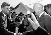 Találkozás a fiatal Kennedyvel, aki 1961-ben váltotta az elnöki hivatalban (1958)