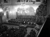 A Székesfővárosi Zenekar és a Budapesti Kórus hangversenye a Pesti Vigadóban, 1943 (Kép forrása: Fortepan / Lissák Tivadar)