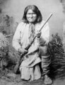 Geronimo fegyverével 1887-ben