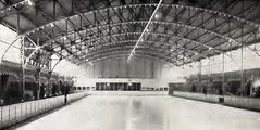 Az aréna, ahol az első olimpiai jégkorongmérkőzéseket rendezték