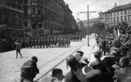 A cseh csapatok bevonulnak Pozsonyba (1919)