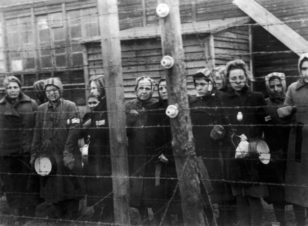 A ravensbrücki koncentrációs tábor foglyai 1945 márciusában