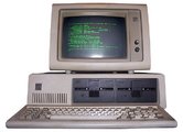 5150-es típusú, MS-DOS 5.0-t futtató IBM PC (Wikipedia / Boffy b / CC BY-SA 3.0)