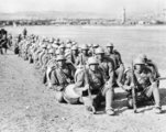 Egy török gyalogos egység pihenőt tart egy hosszú menetelést követően, 1940.