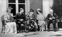VI. Györgyöt és Erzsébet királynét is fogadták Roosevelték a Hyde Parkban