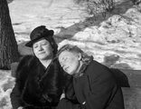 Téli napozás a Városmajorban (1940)