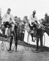 Indulók az 1889-es első kerékpár-világbajnokságon, Berlinben