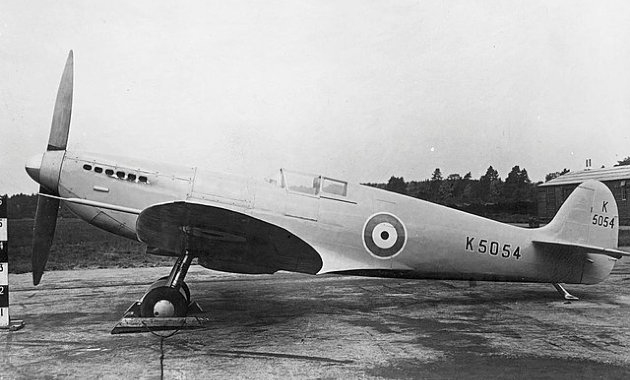 Spitfire K5054 prototípusa