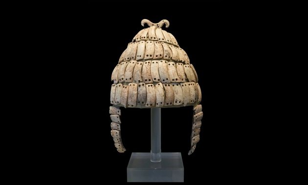 Feltárták Odüsszeusz vaddisznóagyar sisakját