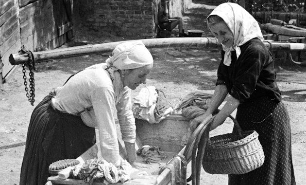 A tisztaság tabuiról nyílt kiállítás a Hagyományok Házában