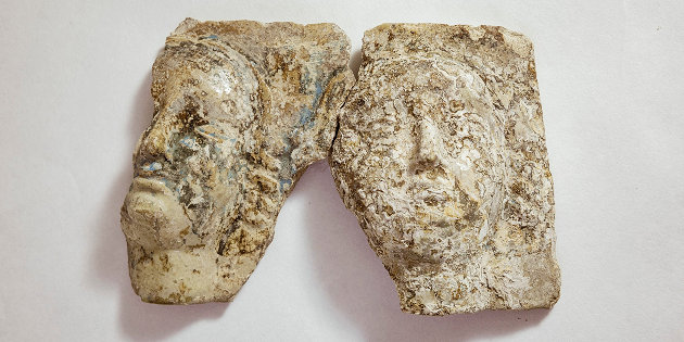 Festett kályhacsempék