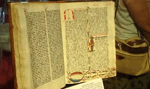Megtalálták az ellopott Váradi Bibliát