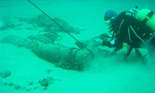 Elsütötték a harcos királynő szuperágyúit