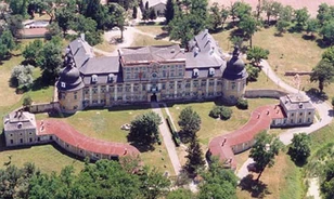 Kulturális központ lesz a Bódva-völgy Fertődje