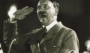 Rendőri készültség Hitler egykori főhadiszállásán