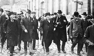 Kudarcra ítélt szervezet védte a világbékét