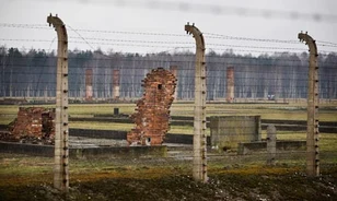 Anyagi problémákkal küzdenek a haláltáborban