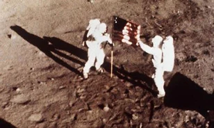 Az oroszok majdnem megelőzték az amerikaiakat a Holdon