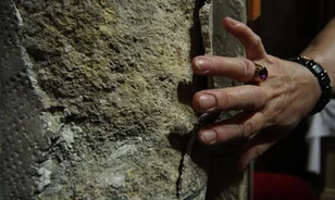 Vészesen pusztul a lébényi templom