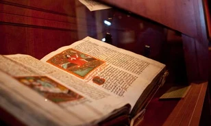 Bepillantás a magyar nyelv születésének kulisszatitkaiba