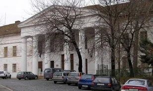 Felújítják a szekszárdi vármegyeházát
