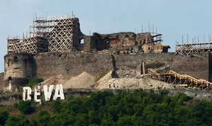 Átok ülne Déva várán?