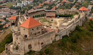 Uniós pénzből újulhat meg a sümegi és a várpalotai vár