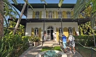 Irodalmi emlékhely lett Hemingway floridai otthona