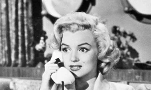 Kiadják Marilyn Monroe személyes feljegyzéseit