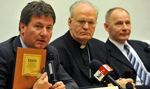 Abszurd kirakós az állambiztonsági múlt kutatása