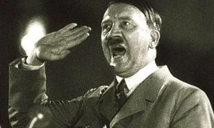 Hitler nem lőhette főbe magát