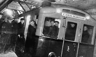 Három év alatt készült el a moszkvai metró