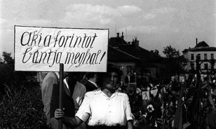 Politikai képekkel bővült az MTI fotóarchívuma