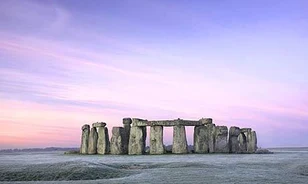 Ingatlanosok árazták be Stonehenge-et